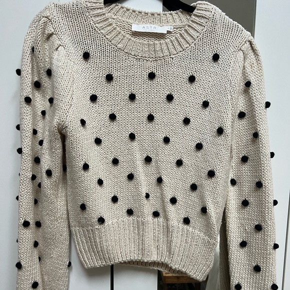 ASTR sweater size small - Picture 2 of 3